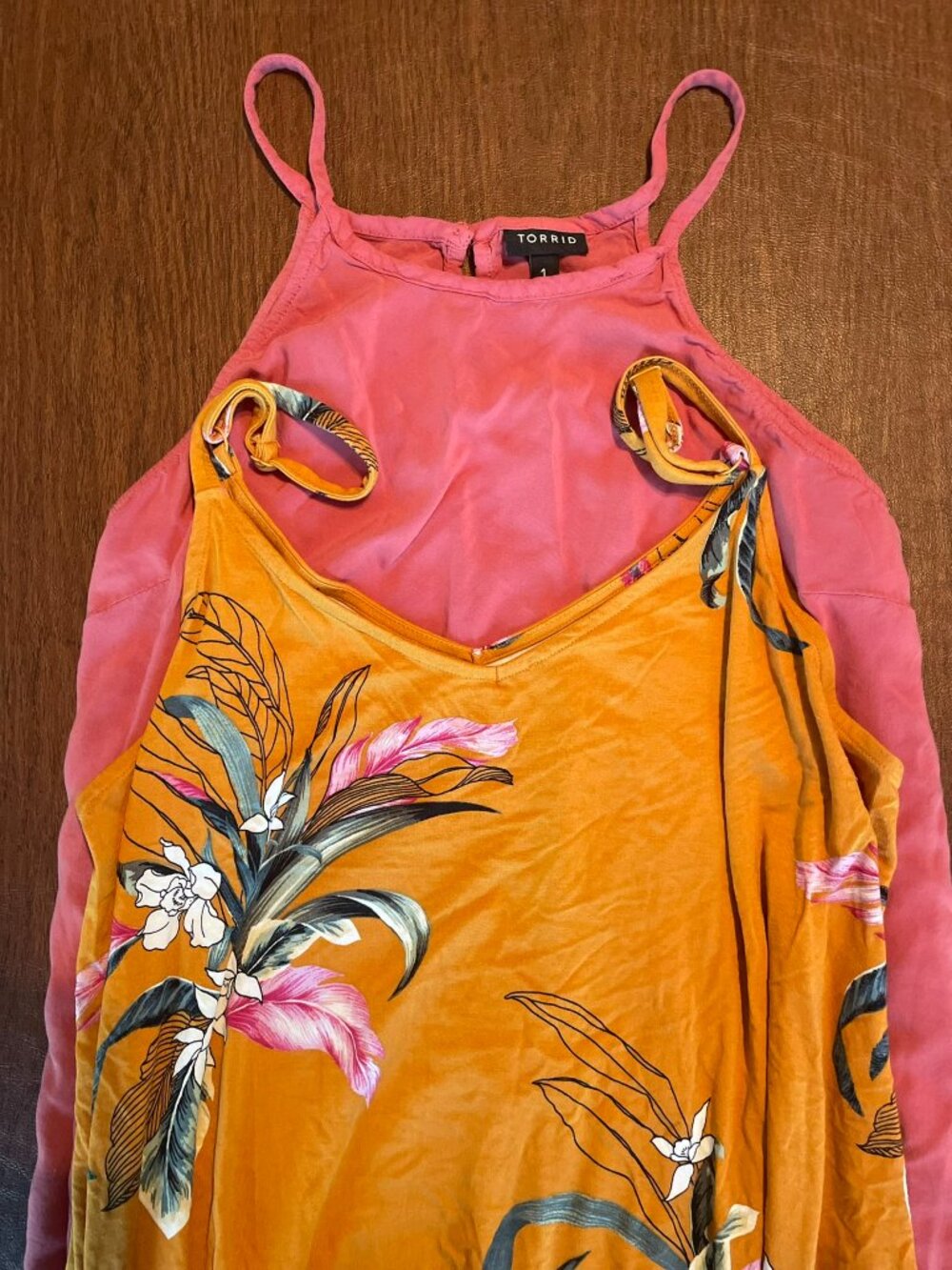 Torrid Set of 2 Tanks Size 1 Soft and Sleeveless